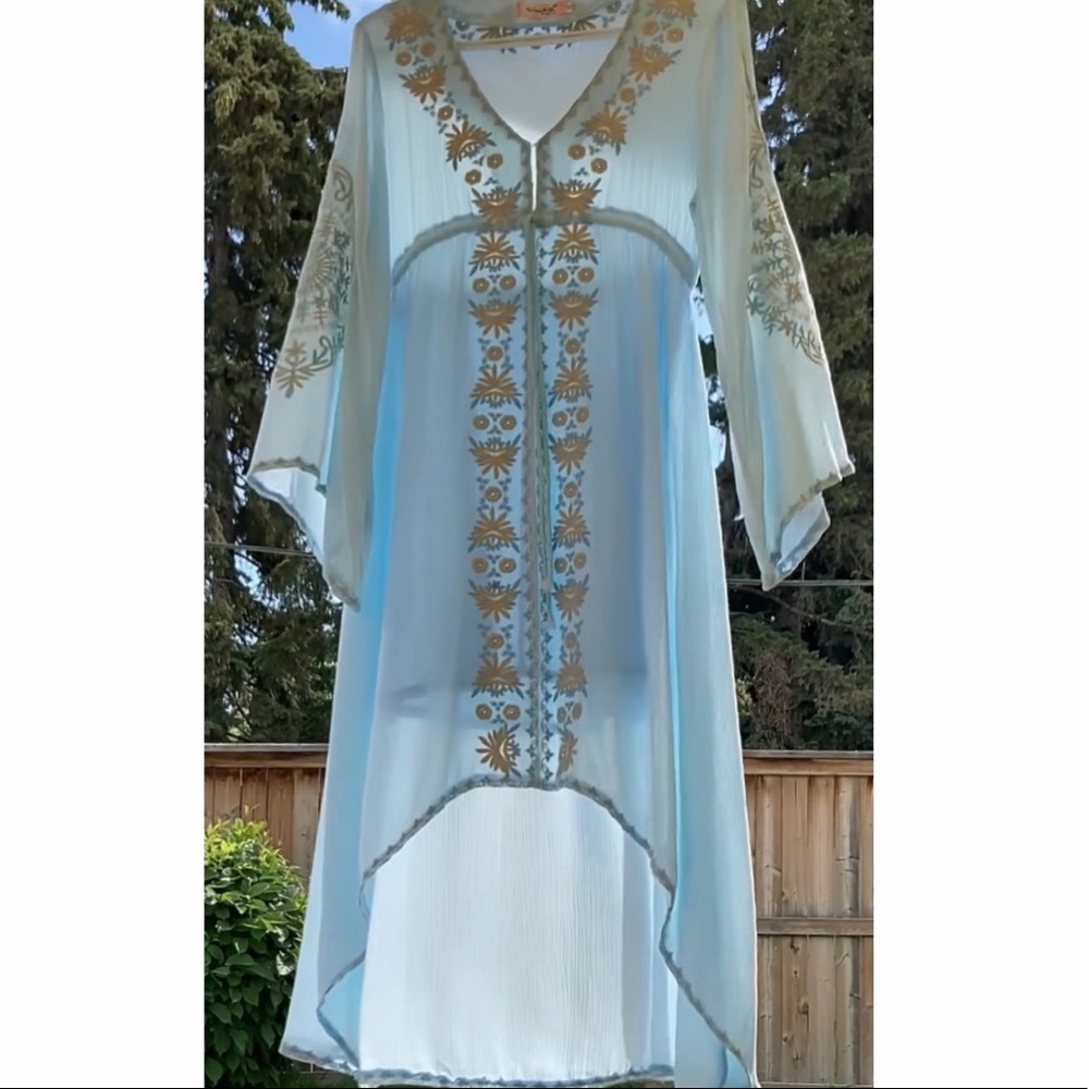 NEW!GORGEOUS! Boho casual embroidered, vintage style, Romantic Renaissan…